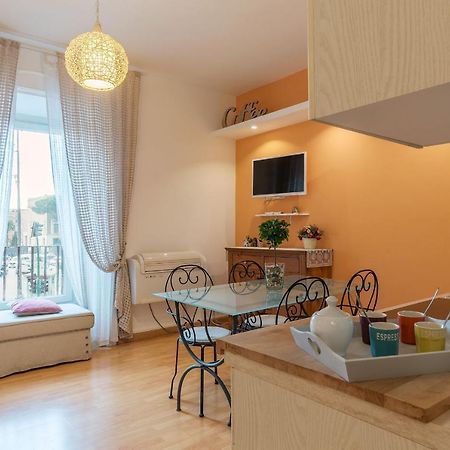Lovely Flat San Giovanni 罗马 外观 照片